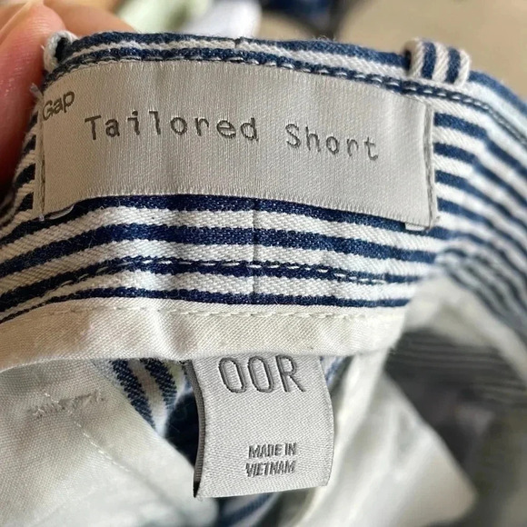 Gap Tailored Striped shorts - Picture 5 of 6
